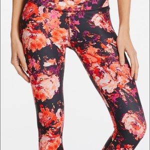 Women’s fabletics